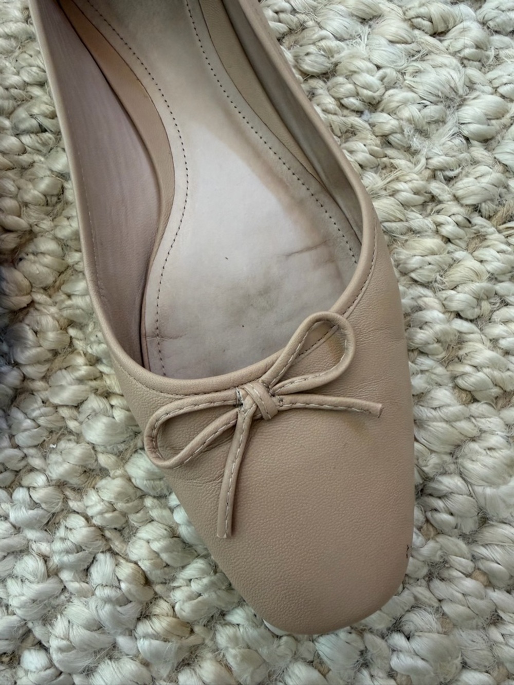 Porte & Paire (Net-A-Porter) Women’s Nude Ballet Flats with Bow - Picture 3 of 8